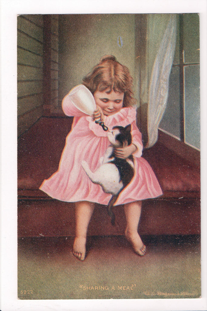 Animal - Cat or cats postcard - girl feeding kitten with bottle - A06771