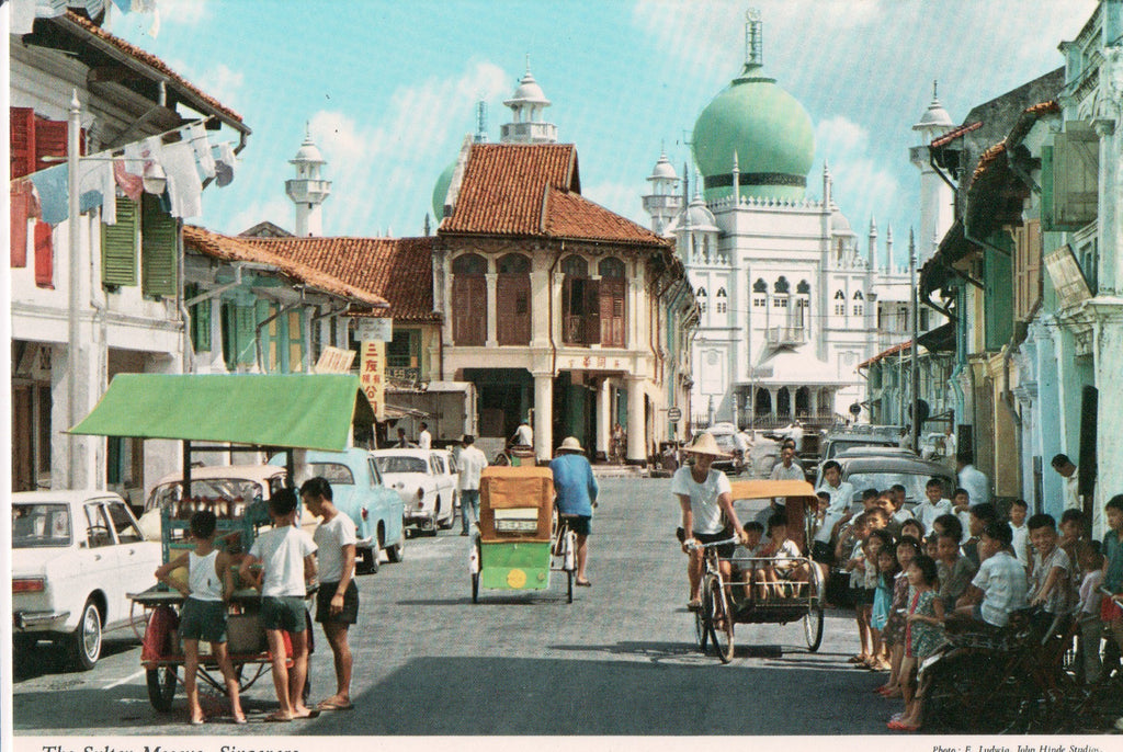 Foreign postcard - Singapore, Southeast Asia - Sultan Mosque, street view - ME01