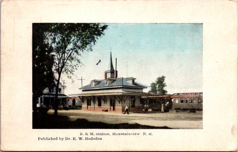 NH, Mountainview - B and M Station, Train Depot - vintage postcard - D07189