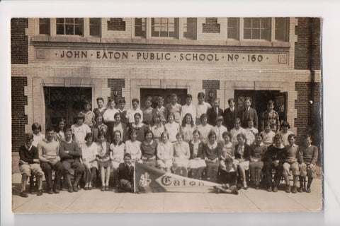 DC, WASHINGTON - John Eaton Public School No 160, students (original SOLD) CP0358