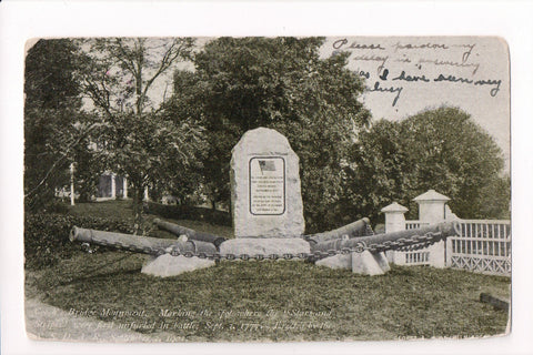 DE, NEWARK - Coochs Bridge NSDAR monument, Iron Hill - w01483