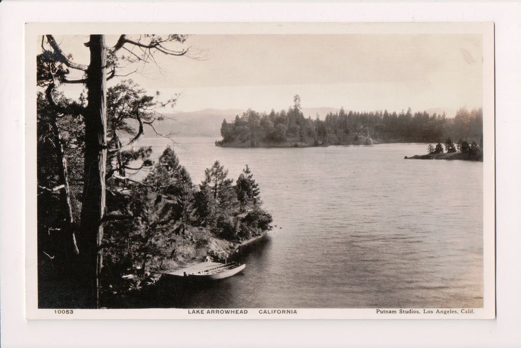 CA, LAKE ARROWHEAD - Shore and lake view - RPPC postcard - E05059-2