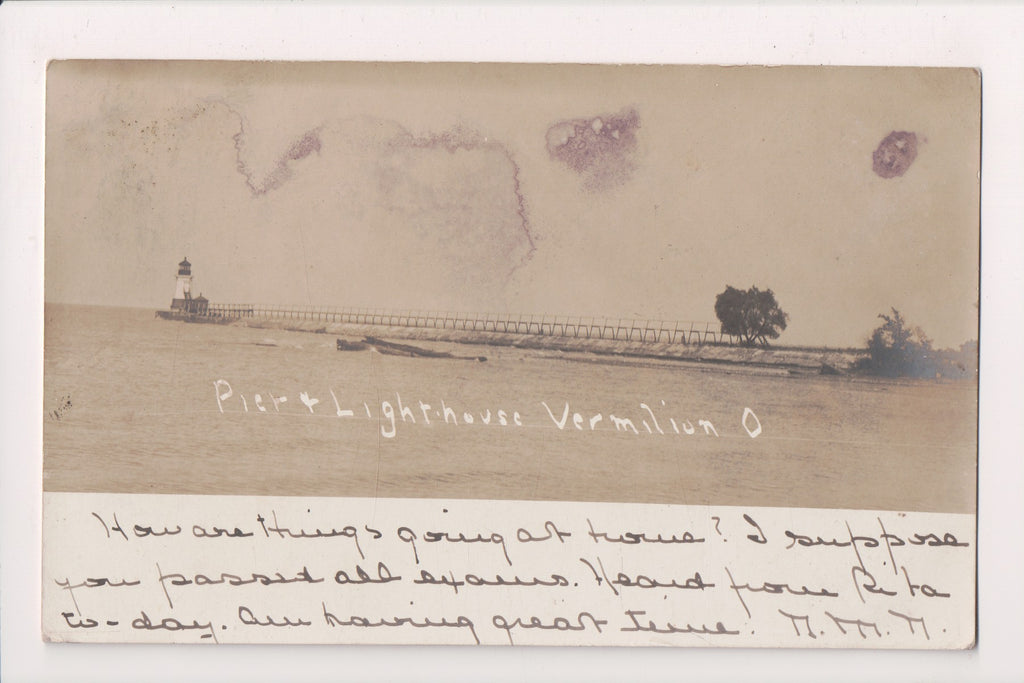 OH, VERMILLION - Lighthouse and Pier - 1907 RPPC - E05138