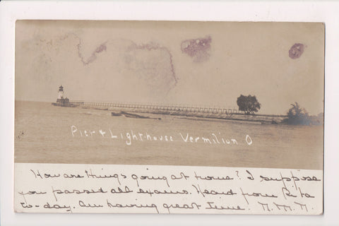 OH, VERMILLION - Lighthouse and Pier - 1907 RPPC - E05138