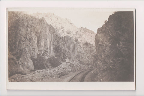 NV, RAINBOW CANON - scene w/RR tracks - RPPC postcard - E17022