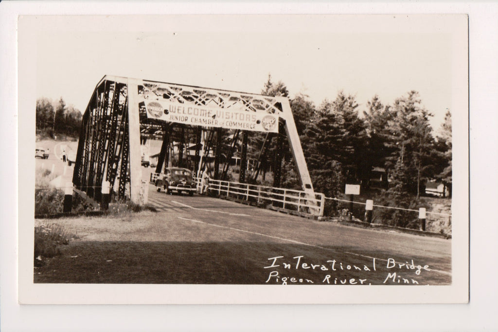 MN, PIGEON RIVER - International Bridge - America Day banner (original SOLD) F09052