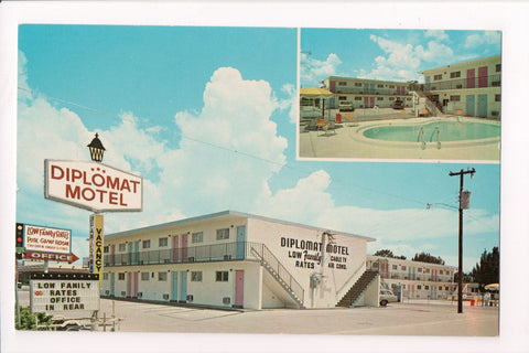 FL, KISSIMMEE - Diplomat Motel, Ken and Vern Hutto owners - JJ0872