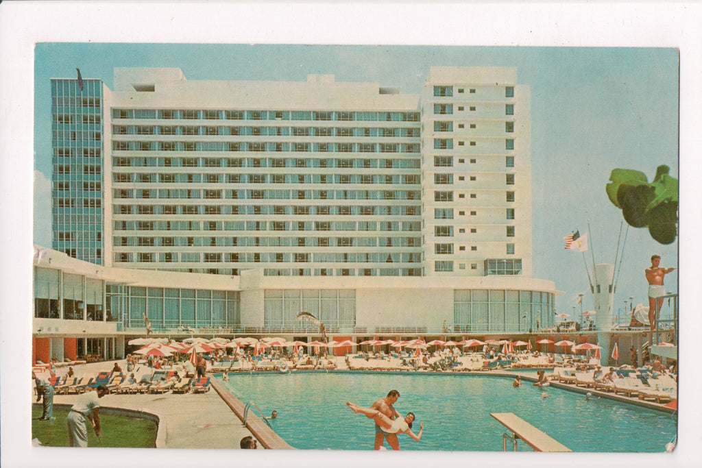 FL, Miami Beach - Deauville Hotel on 67th St - @1965 postcard - w03023