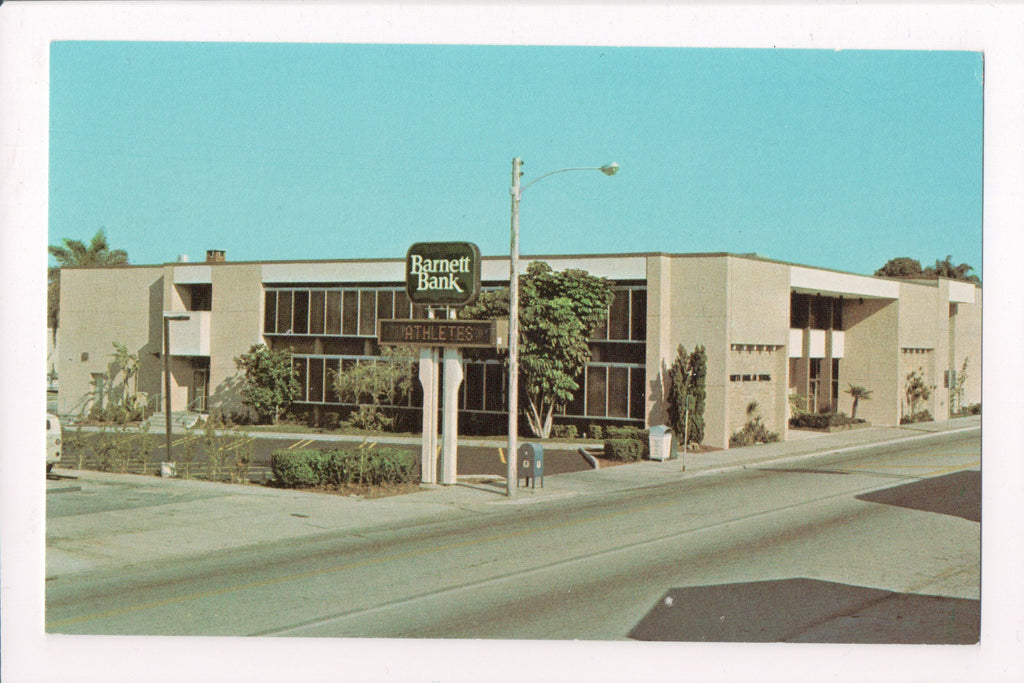 FL, Sebring - Barnett Bank of Highlands County, street mail box - A12023