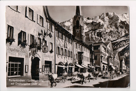 Foreign Postcard - LUDWIGSTRASSE, Germany - @1960 Partenkirchen RPPC - T00205