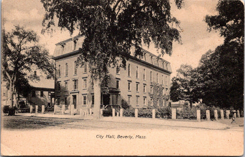 MA, Beverly - City Hall and area - 1909 S Langsdorf postcard - G03070
