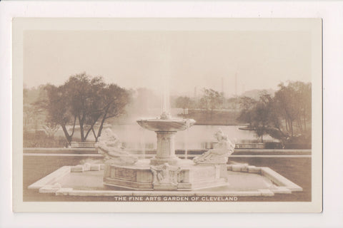 OH, CLEVELAND - Fountain, Fine Arts Garden RPPC postcard - G17168