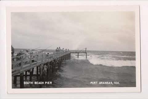 TX, PORT ARANSAS - SOUTH BEACH PIER, men fishing - RPPC - G17175