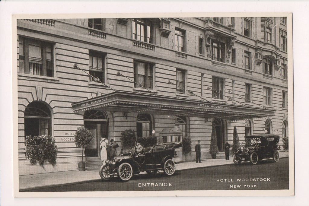 NY, NEW YORK CITY - Hotel Woodstock - Entrance and Lobby - G18070