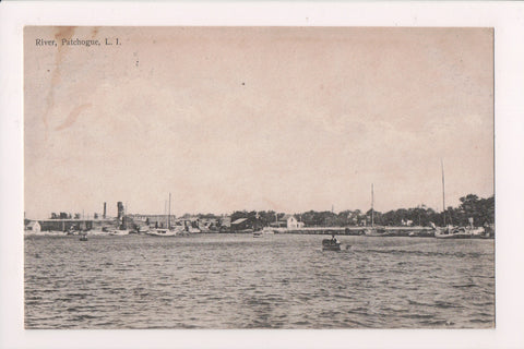 NY, Patchogue Long Island - River and surrounding area postcard - G18085