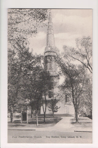 NY, SAG HARBOR - First Presbyterian Church - Long Island postcard - G18113