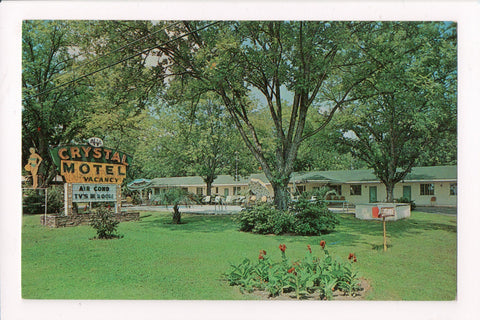 GA, Glennville - Crystal Motel - Mrs Robbie R Jones Owner - 800447