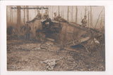 Misc - Military Men, posing - Zerschossener engl tank, CHURKA - w02227