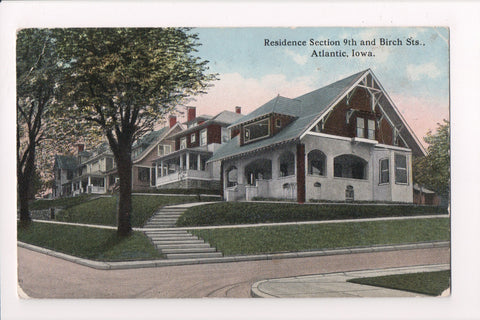 IA, Atlantic - Residences 9th and Birch Sts - vintage postcard - C17937