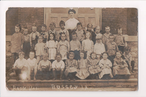 IA, Bussey - Class Photo of kids w/teacher, some bare foot - RPPC - C17680