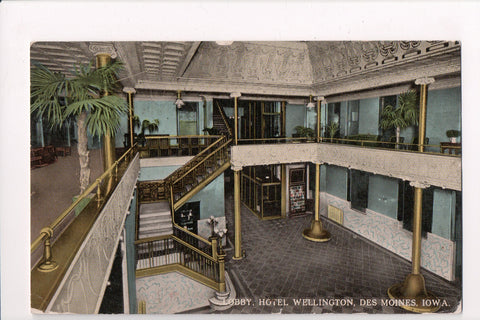 IA, Des Moines - Hotel Wellington - Lobby postcard - H04128