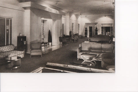 IL, CHICAGO - Marshall Field display room furniture - RPPC - B06232