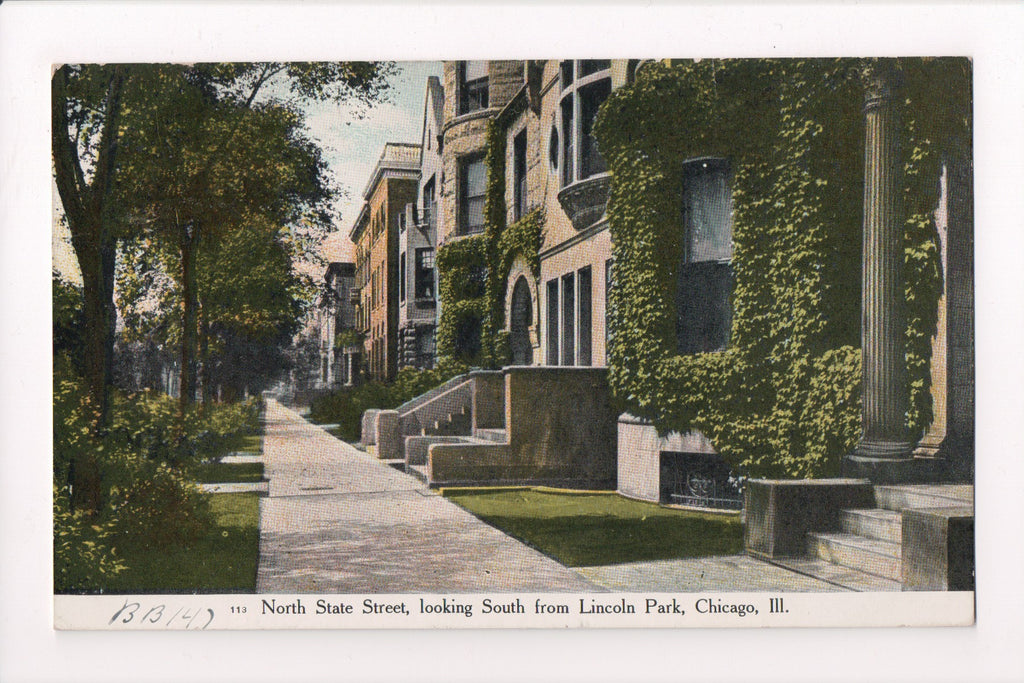 IL, CHICAGO - North State St from Lincoln Park - w00687