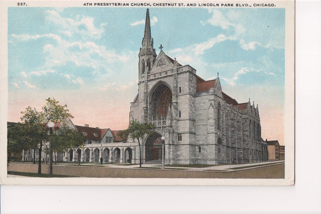 IL, CHICAGO - 4th Presbyterian Church postcard - w03283