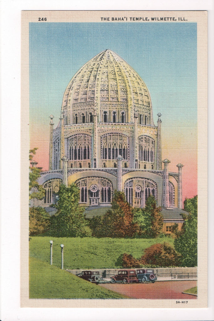 IL, Wilmette - The Baha'i Temple postcard - C04217