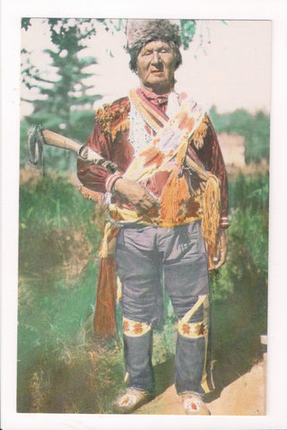 Indian postcard - Menominee Man of Wolf River Reservation - CP0409