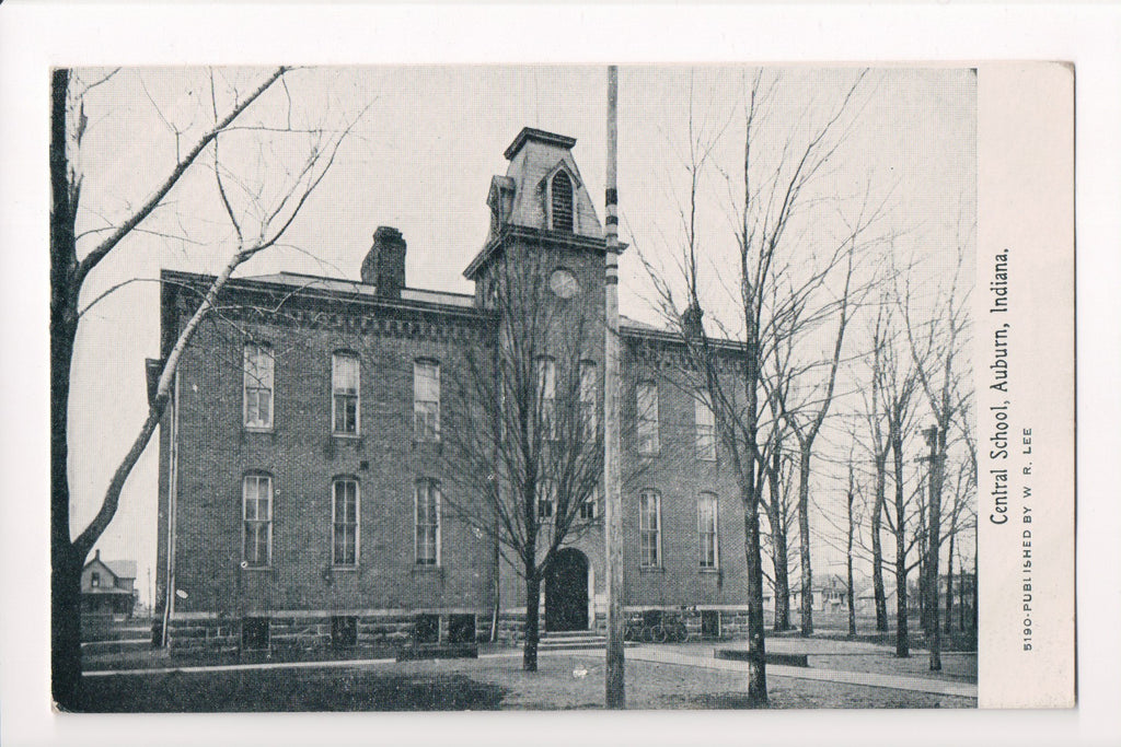 IN, Auburn - Central School - W R Lee postcard - E10385