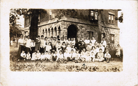 NY, CITY ISLAND - Group of People (original SOLD) - MB0313