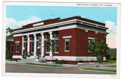 KS, Garden City - Post Office postcard - A09051
