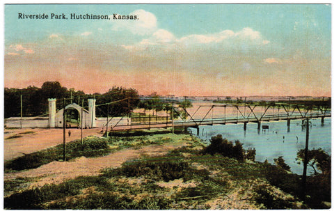 KS, Hutchinson - Riverside Park, bridge - G03310