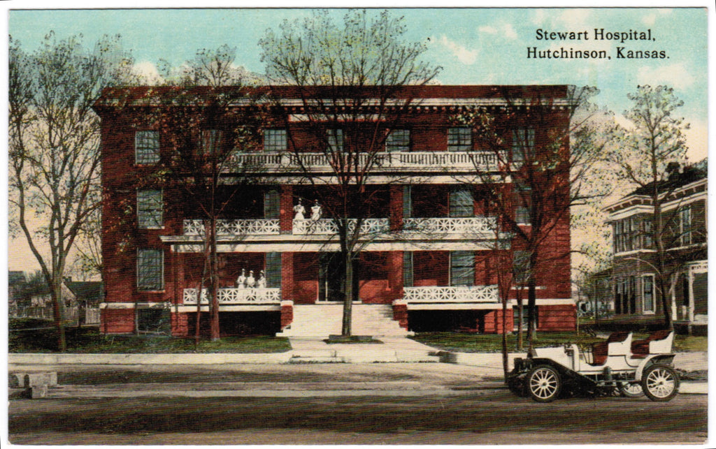 KS, Hutchinson - Stewart Hospital, nurses, old car - J03119
