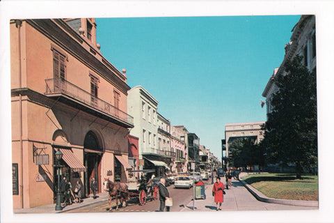 LA, NEW ORLEANS - Royal St, street scene - w02940