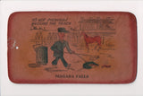 Niagara Falls - Hot pickings around the track - Leather postcard shape tag - C08