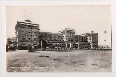 Foreign postcard - CEYLON, Columbo/Columbia - Galle Face Hotel RPPC - MB0086