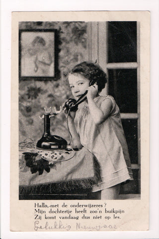 Greetings - Misc - Girl talking on a candle stick phone postcard - D07258