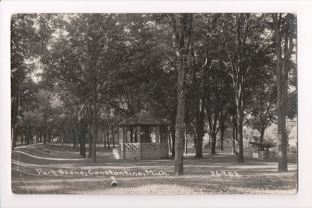 MI, CONSTANTINE - Park Scene, canon - C R Childs RPPC - CP0272