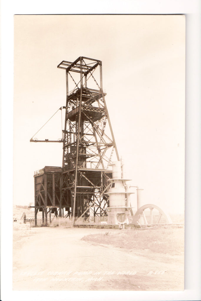 MI, IRON MOUNTAIN - Largest Cornish Pump in world, close up RPPC - D06131
