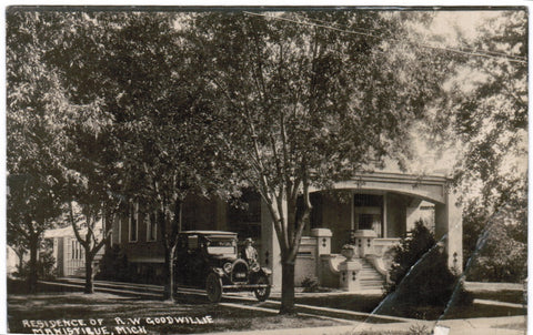 MI, MANISTIQUE - R W Goodwillie res, car with license plate RPPC - D04359