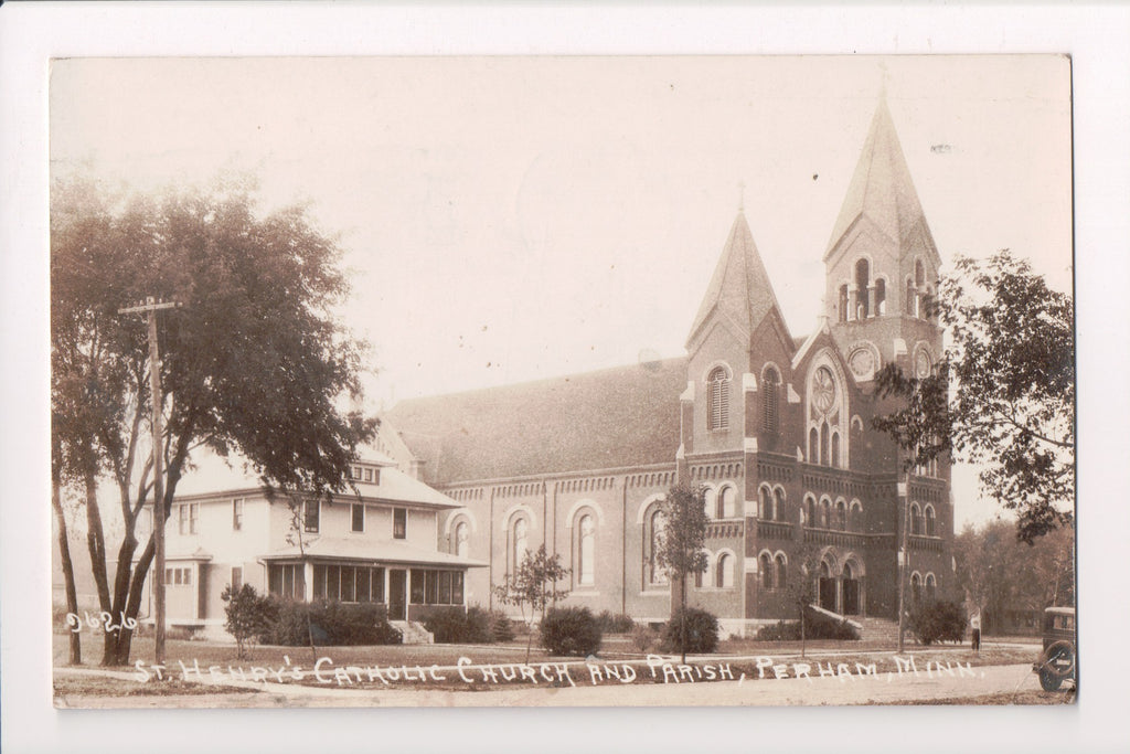 MN, PERHAM - St Henrys Catholic Church, Parish House - @1937 RPPC - B08067