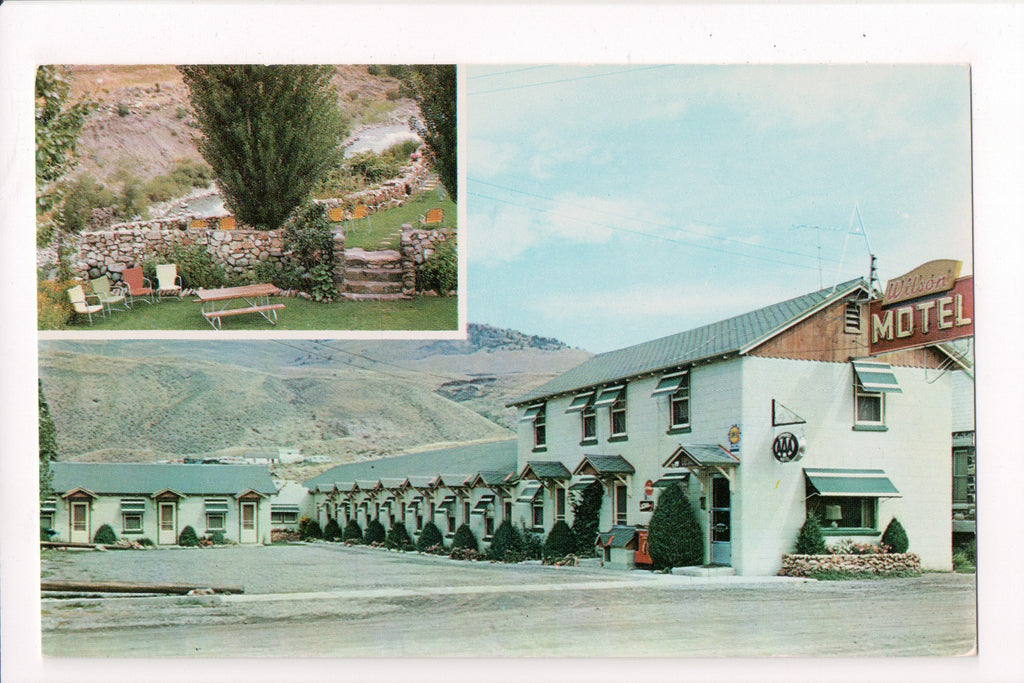 MT, Gardiner - Wilson Motel closeup postcard - A06870