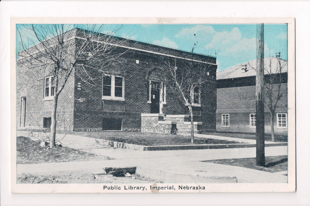 NE, Imperial - Public Library closeup postcard - H03114