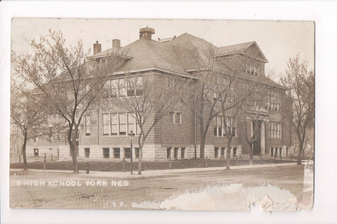 NE, YORK - High School closeup - 1911 or 1912 RPPC - B06017