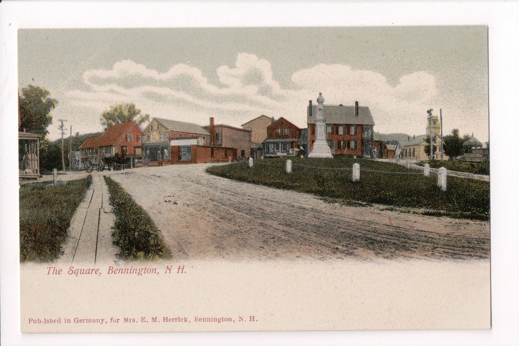 NH, BENNINGTON - The Square, street scene, gazebo, church (original SOLD) A10109