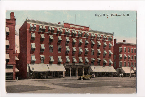NH, Concord - Eagle Hotel, bank to the left - D05368