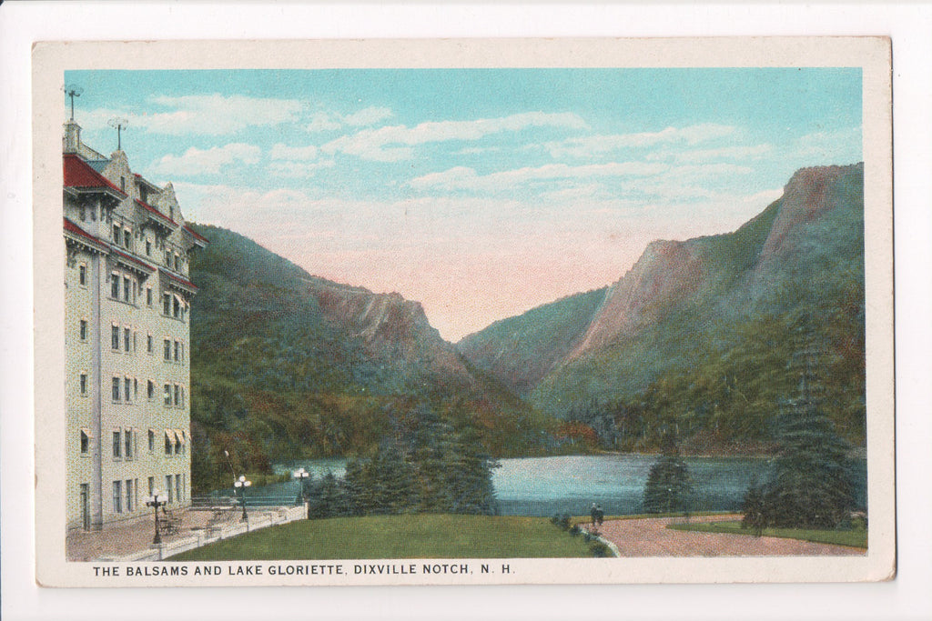 NH, Dixville Notch - Balsams and Lake Gloriette postcard - CP0406