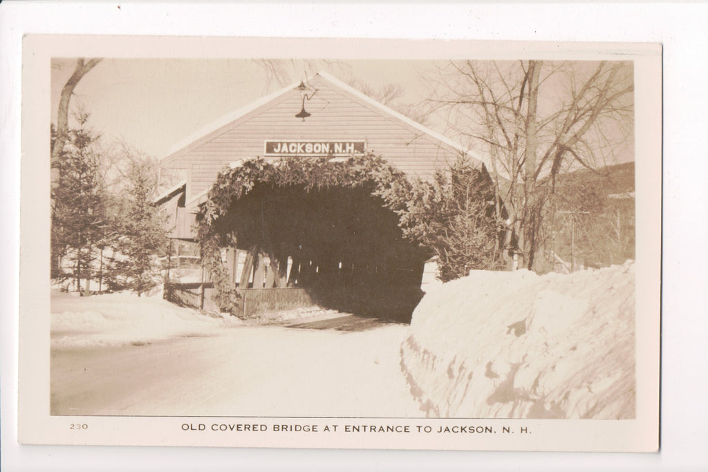 NH, JACKSON - Covered Bridge closeup - RPPC - D03178